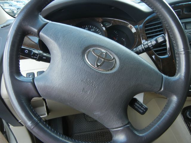 Toyota Highlander 340 Wedge SUV