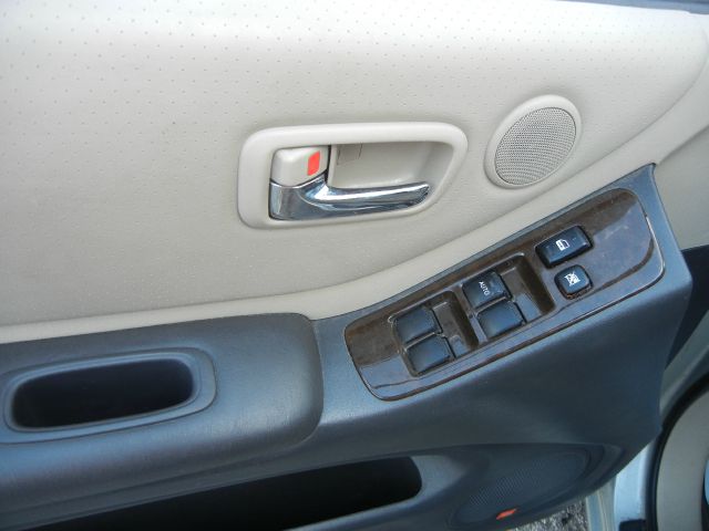 Toyota Highlander 2003 photo 11
