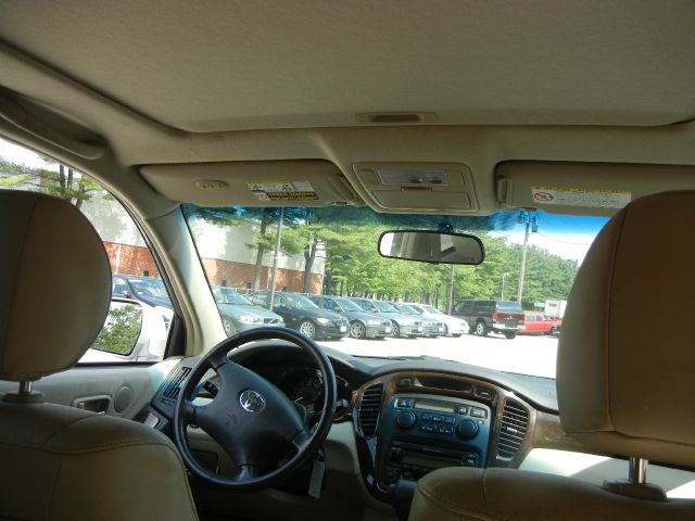 Toyota Highlander 2003 photo 15