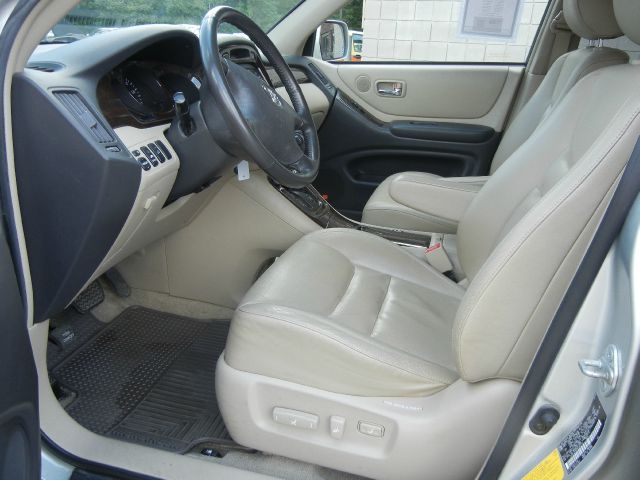 Toyota Highlander 2003 photo 2