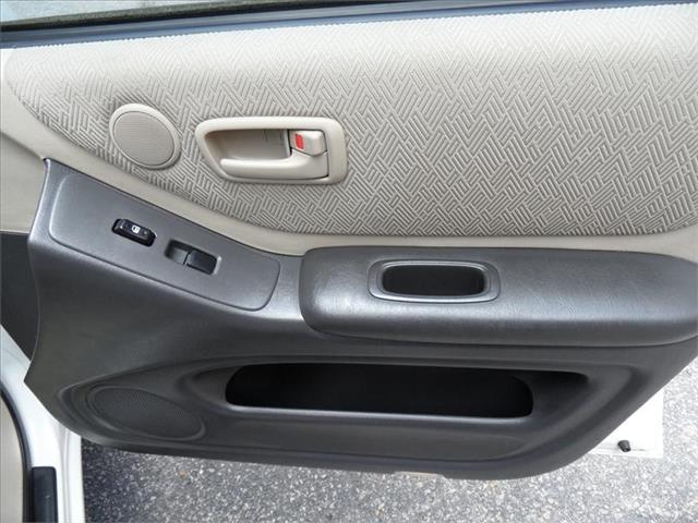 Toyota Highlander 2003 photo 16
