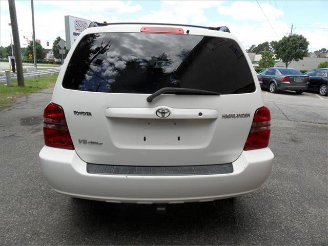 Toyota Highlander 2003 photo 3