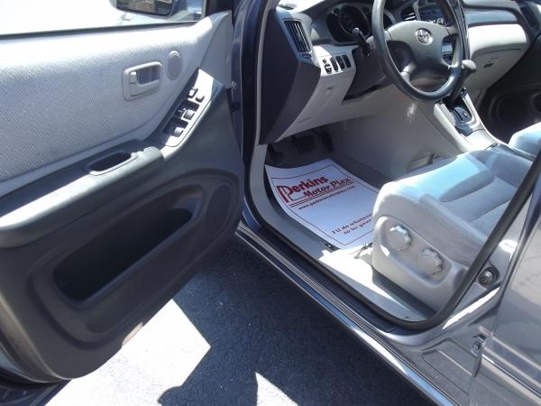 Toyota Highlander 2003 photo 28