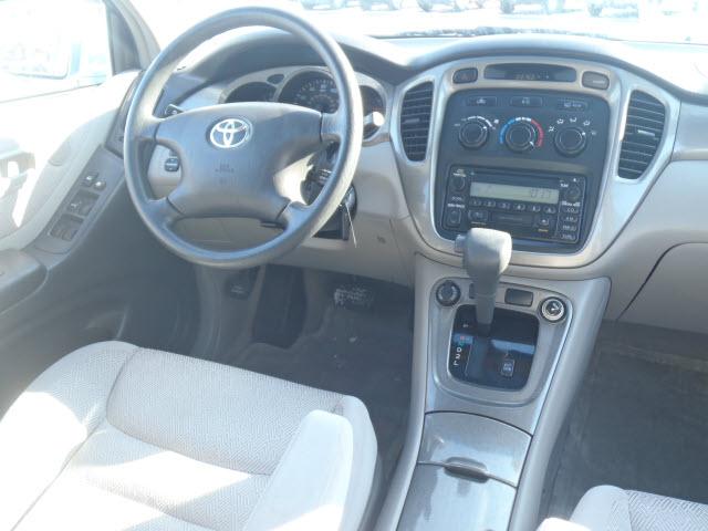 Toyota Highlander 2003 photo 4