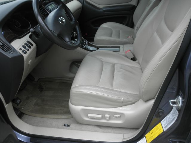 Toyota Highlander 2003 photo 7