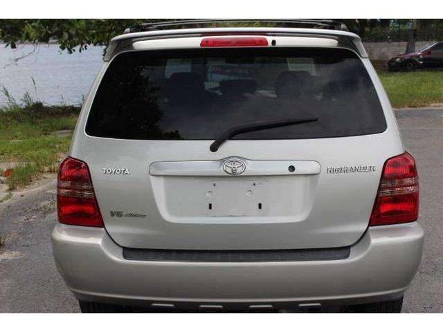Toyota Highlander 2003 photo 3