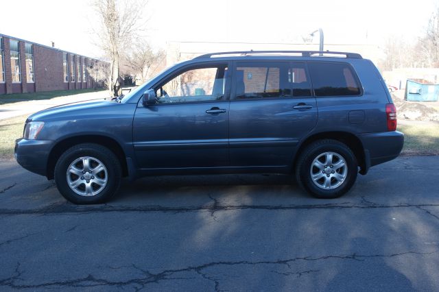 Toyota Highlander 2003 photo 1