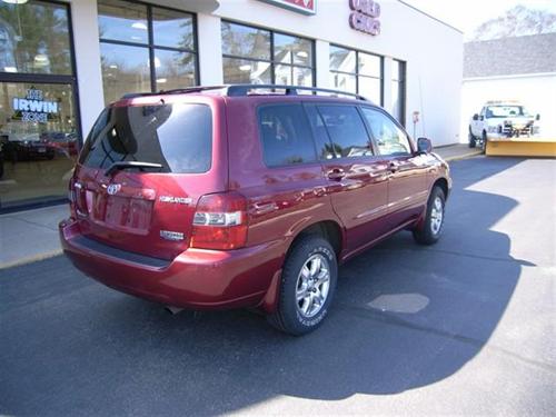 Toyota Highlander Red Line Other