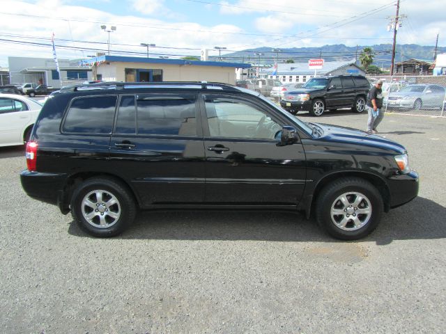 Toyota Highlander 2004 photo 1