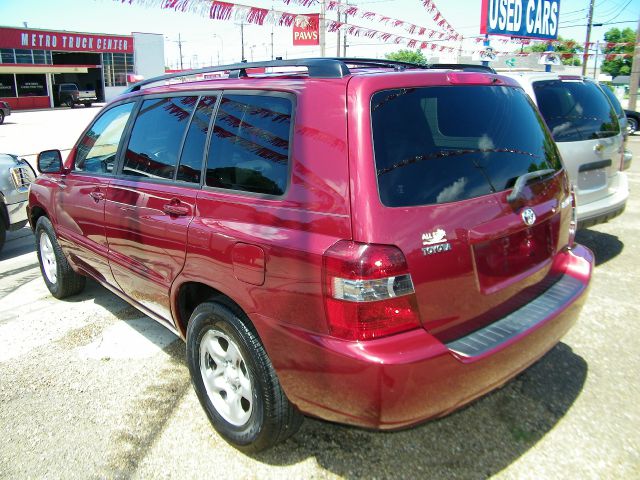 Toyota Highlander 4wd SUV