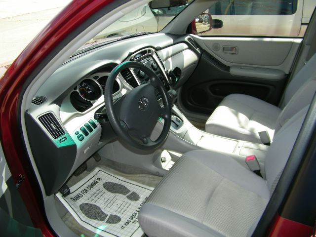 Toyota Highlander 2004 photo 2