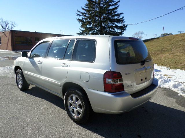 Toyota Highlander 2004 photo 2