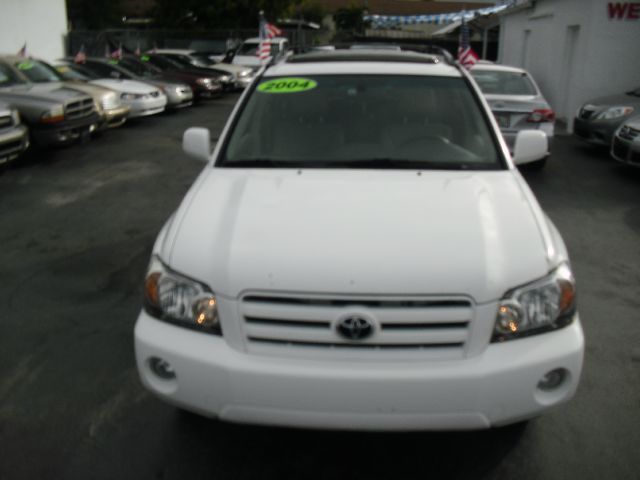 Toyota Highlander 2004 photo 3