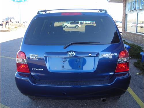 Toyota Highlander 2004 photo 1