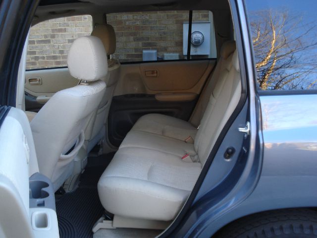 Toyota Highlander 2004 photo 1