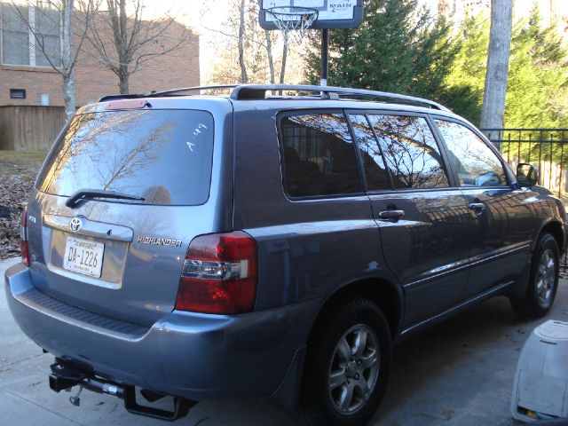 Toyota Highlander 2004 photo 3