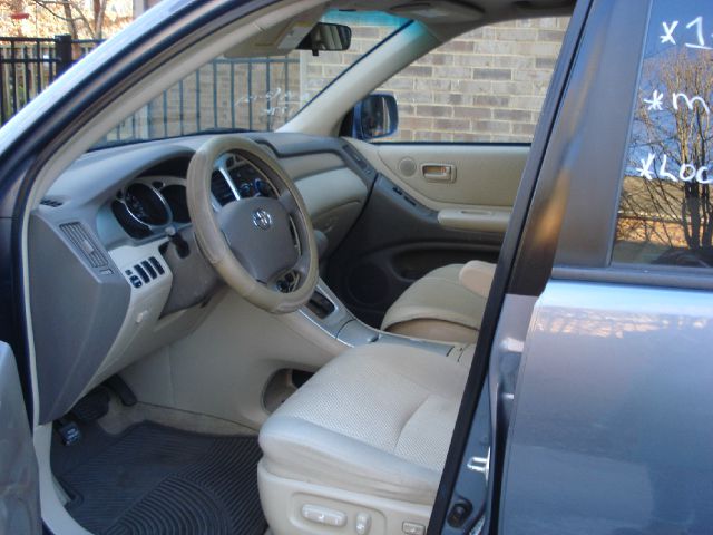 Toyota Highlander 2004 photo 4