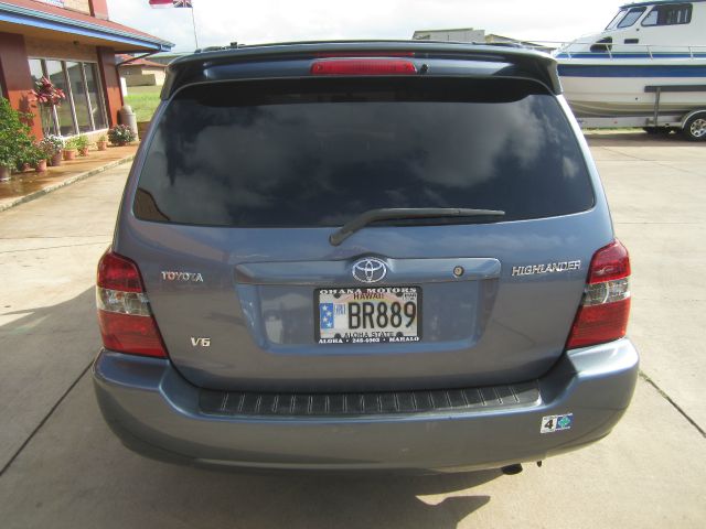 Toyota Highlander 2004 photo 1