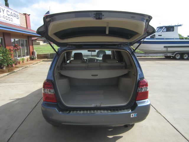 Toyota Highlander 2004 photo 4