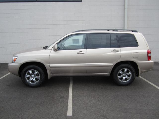 Toyota Highlander 2004 photo 1