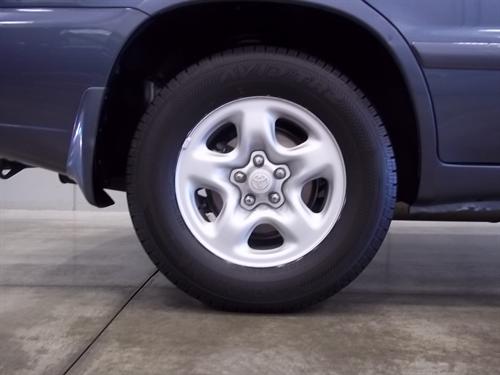 Toyota Highlander 2004 photo 1