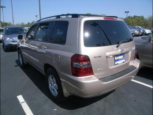 Toyota Highlander 2004 photo 1