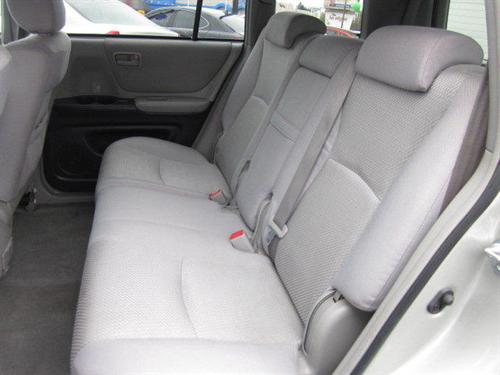 Toyota Highlander 2004 photo 1