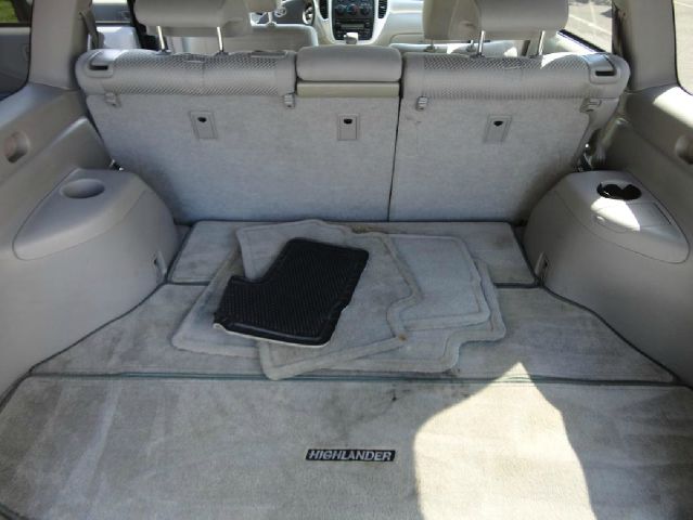 Toyota Highlander 2004 photo 4