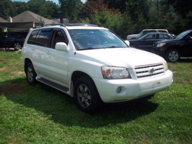 Toyota Highlander 2004 photo 0