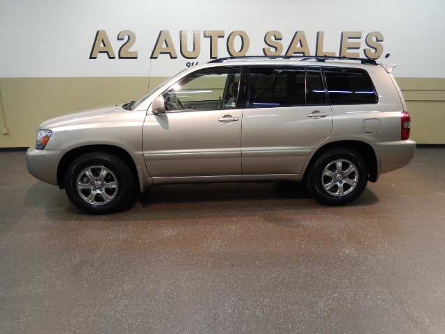 Toyota Highlander 2004 photo 2