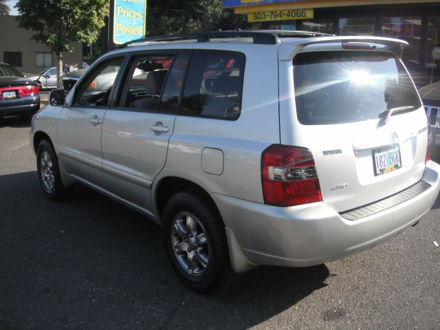 Toyota Highlander 2004 photo 3