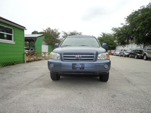 Toyota Highlander 2004 photo 2