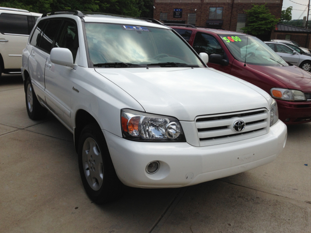 Toyota Highlander 2004 photo 2