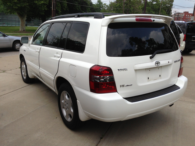 Toyota Highlander 2004 photo 3