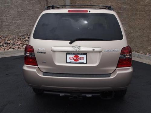 Toyota Highlander 2004 photo 1