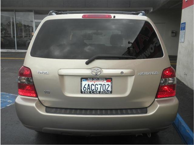 Toyota Highlander 2005 photo 5