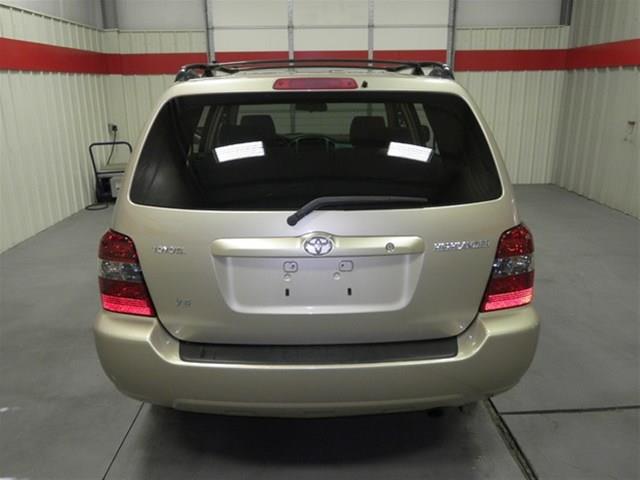 Toyota Highlander 2005 photo 2