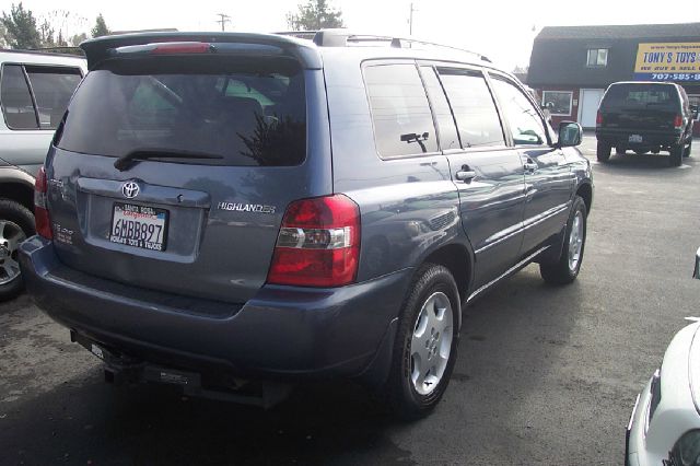 Toyota Highlander 2005 photo 1