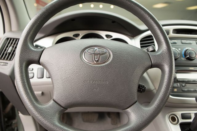 Toyota Highlander 2005 photo 0