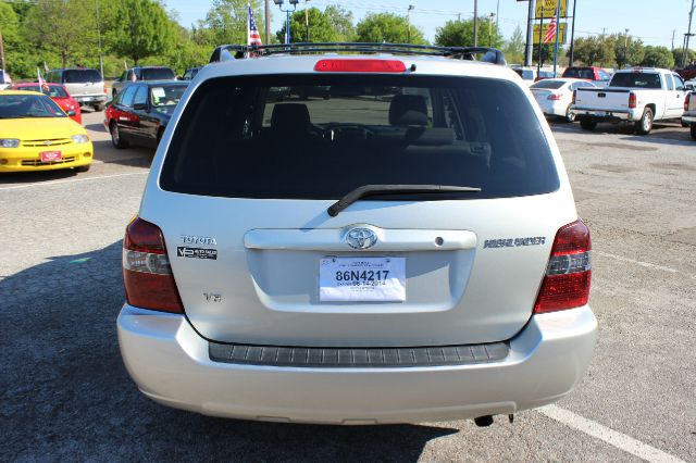 Toyota Highlander 2005 photo 4