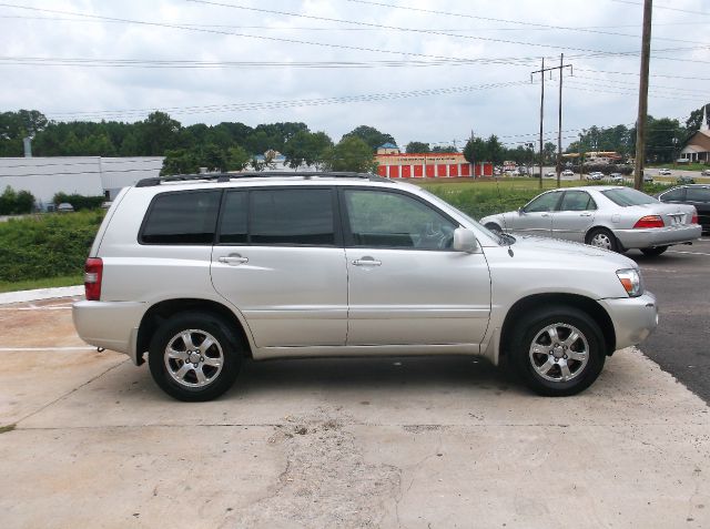 Toyota Highlander 2005 photo 2