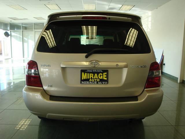 Toyota Highlander SLT 25 SUV