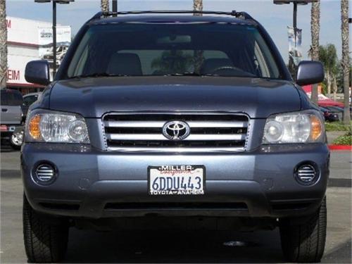 Toyota Highlander 1500 Sport SLT Topper4x2 One Owner Other