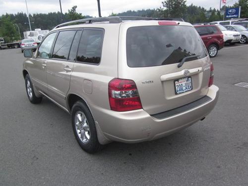 Toyota Highlander 1500 Sport SLT Topper4x2 One Owner Other