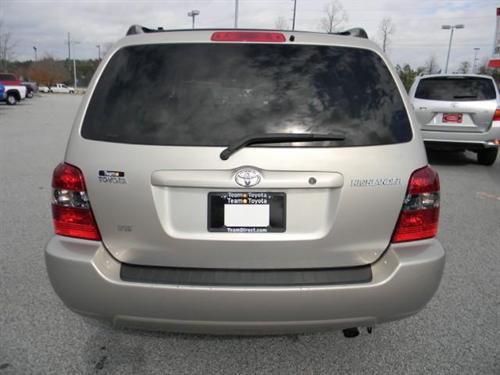 Toyota Highlander Red Line Other