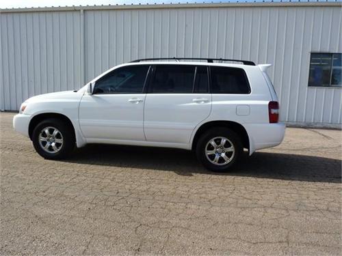 Toyota Highlander Red Line Other