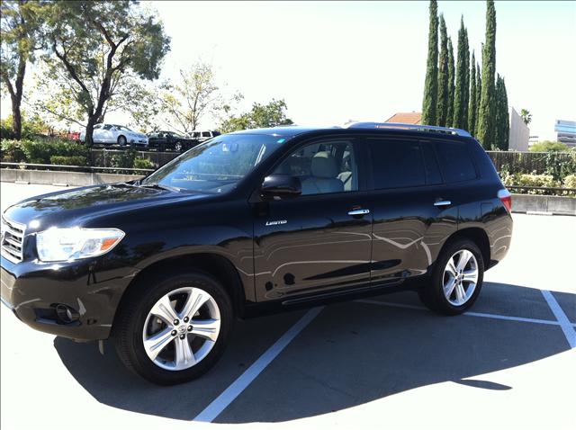 Toyota Highlander SLT 25 Sport Utility