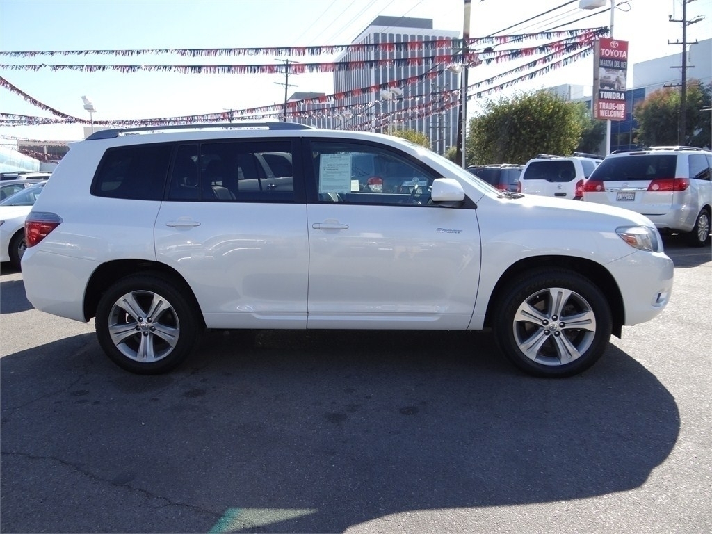 Toyota Highlander 540ia 4dr Sdn 5-spd Auto Unspecified