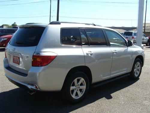 Toyota Highlander Base Other