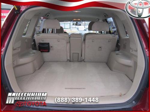 Toyota Highlander Base Other